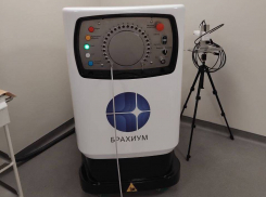 В ДНР появилась возможность проводить лучевую терапию при онкологии благодаря разработанному «Росатомом» комплексу высокодозной брахитерапии