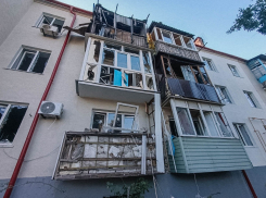 Жилой дом разрушен в Мариуполе после удара ВСУ этой ночью