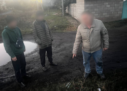 Двоих наркоманов с «дозой» поймали полицейские в Донецке