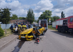 Стали известны подробности смертельной аварии с золотым BMW в ДНР