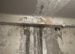 Крик души от жителей Пролетарского района Донецка: топит квартиры и подъезд