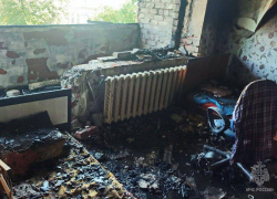 В ДНР пожарные спасли женщину без сознания из горящего дома