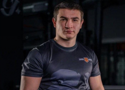 Боксер из Горловки стал обладателем Пояса Чемпиона России