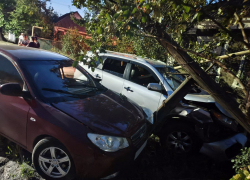 Несовершеннолетний на джипе угодил в аварию в Ленинском районе Донецка