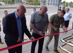 В Мариуполе открыли железнодорожный вокзал и поздравили сотрудников с предстоящим профессиональным праздником