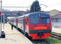 Два новых электропоезда прошли успешную обкатку на Донецкой железной дороге
