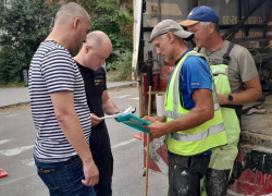 Министр транспорта ДНР посетил Мариуполь с инспекцией и проверил как восстанавливают улицы