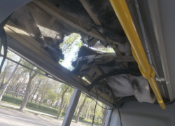 ВСУ сбросили боеприпас с дрона на пассажирский автобус в ДНР: есть пострадавшие