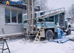 Бурить скважины для водоснабжения в мороз продолжают в ДНР