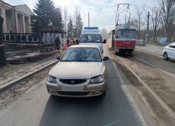 В Донецке пешеход погиб под колесами двух автомобилей