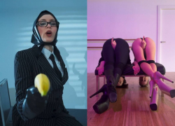 Вытащила ладонь из детородного места и поиграла с бананом российско-украинская певица MARUV из Донбасса