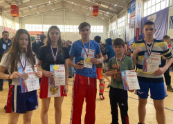 Кикбоксеры ДНР завоевали 5 медалей на соревнованиях в Астрахани