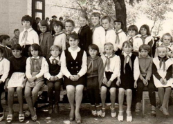 Общий педагогический стаж 503 года: династия учителей Донбасса Лямцевых - Гребенниковых - Максименко 