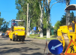Продолжается ремонт самой длинной улицы Донецка