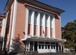 Абитуриентам: как поступить на бюджет в Медуниверситет в Донецке