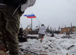 Российские штурмовики прорвали украинскую оборону и вошли в Авдеевку, в Богдановке ДНР был установлен флаг РФ