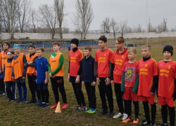 В Харцызске состоялся напряжённый матч между юными футболистами ДНР