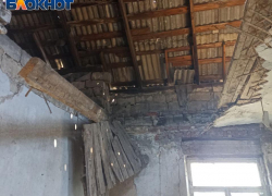 Упали перекрытия: из-за бездействия властей дом в Макеевке разваливается на куски