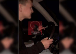 «Егор, не рано за руль?»: 15-летний подросток без прав рассекает на автомобиле в Донецке