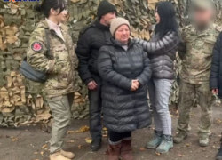 Военкоры и бойцы помогли семье из Цукурино в ДНР в эвакуации и воссоединении