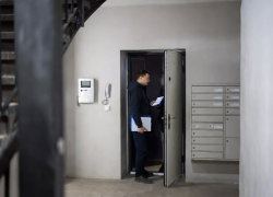 Новая схема мошенничества в ДНР: у людей отбирают жилье под видом Росреестра