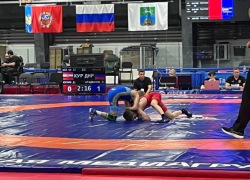 Спортсмены из ДНР завоевали «золото» и «серебро» на Всероссийских соревнованиях по греко-римской борьбе