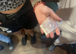 Один наркосбытчик и трое зависимых дончан задержаны сотрудниками полиции