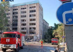 Месть за Дачное: террором Донецка Зеленский гасит негатив от входа ВС РФ в Днепропетровскую область