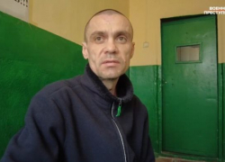Набирали по объявлению: пленный азовец * рассказал, как попал воевать