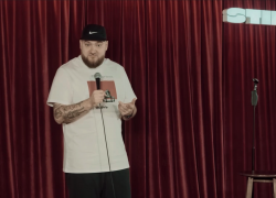 Донецкий комик Дима Илюхин высмеял заоблачную стоимость новостроек в ДНР