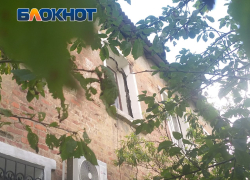 Зима близко: жители Макеевки жалуются, что восстановление домов идет медленно 