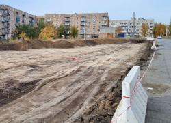 В Волновахе ДНР строят новый остановочный комплекс