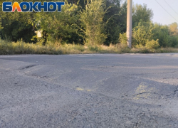 В Донецке лежачие полицейские-невидимки «убивают» автомобили 