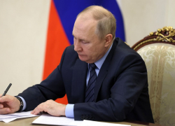 Владимир Путин внес законопроект об установлении Дня воссоединения ДНР, ЛНР, Запорожской и Херсонской областей с РФ, как памятной даты в Федеральном законе