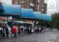 Автобусов  на маршрутах «Макеевка-Донецк» стало больше, но очереди  в час-пик остались прежними