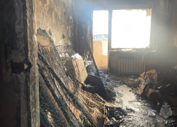 Житель ДНР получил ожоги, спасаясь из горящей квартиры
