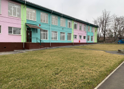 В Мариуполе восстановлены ясли-сад и школа, разрушенные боевыми действиями 