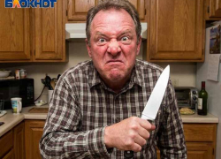 Житель Ясиноватой может «сесть» на 10 лет из-за кухонного ножа и 800 рублей