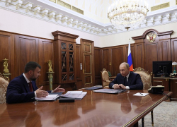 Денис Пушилин доложил Владимиру Путину о ходе восстановительных работ в ДНР