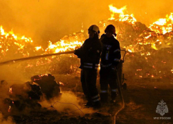 В Донецке пожарные два дня тушили крупный пожар на бумажной фабрике 