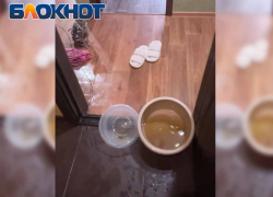 Вялотекущий капремонт дома 260 по Петровского в Донецке обернулся затоплением квартир