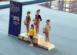 Дончанка завоевала четыре медали соревнований по гимнастике в Новгороде 
