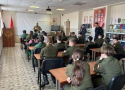 Военно-патриотические классы появятся в некоторых школах ДНР в начале учебного года