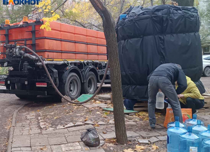 Дончанам рассказали, как будут бороться с обледенением накопительных баков зимой