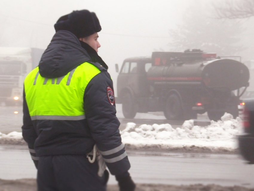 Жители Донецка помогли полицейским выйти на водителя с признаками алкогольного опьянения