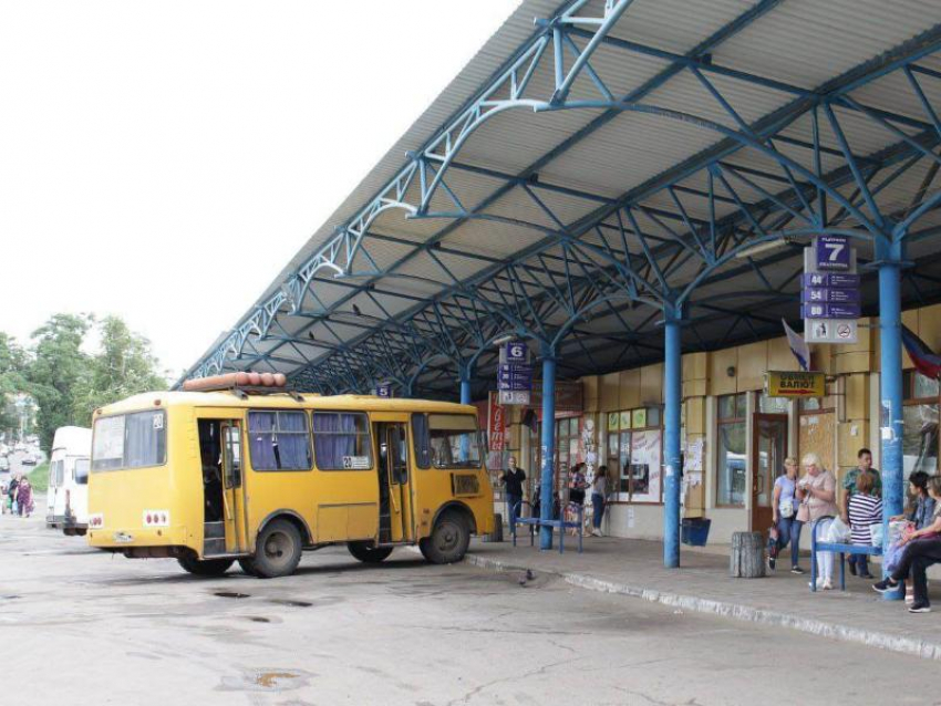 По просьбам жителей в ДНР возобновится работа автобуса «Амвросиевка - Донецк»