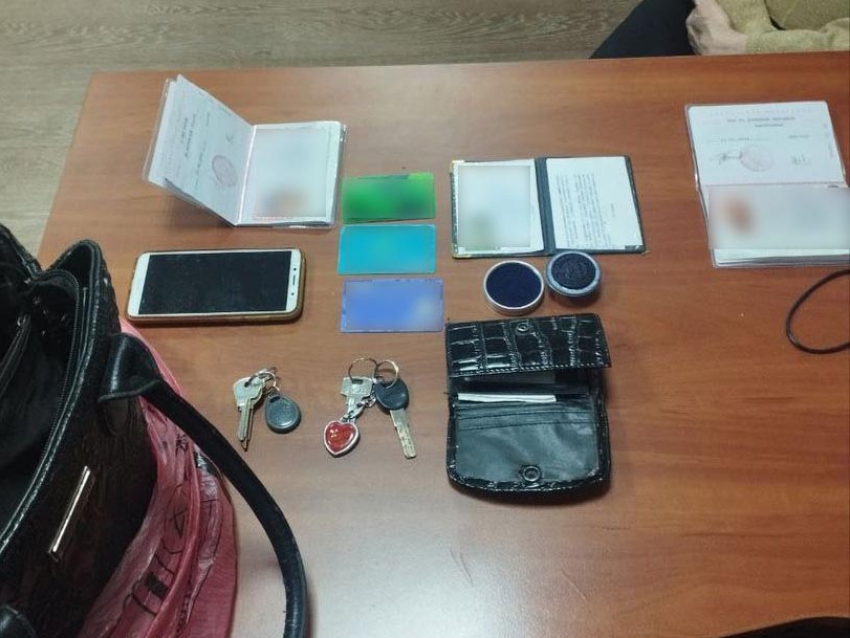 Ограбление по-горловски: житель ДНР может сесть на четыре года за дамскую сумочку