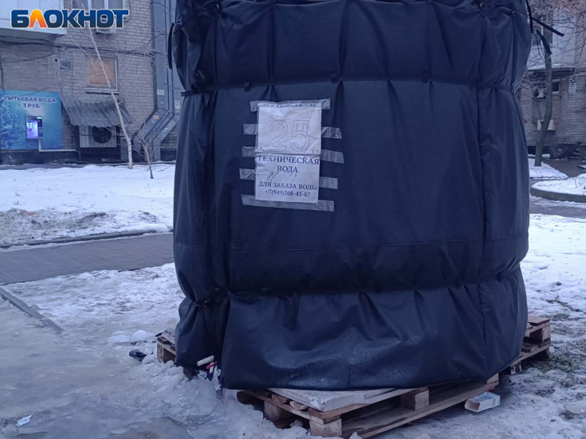 В правительстве ДНР рассказали, как борются с замерзанием воды в дворовых баках