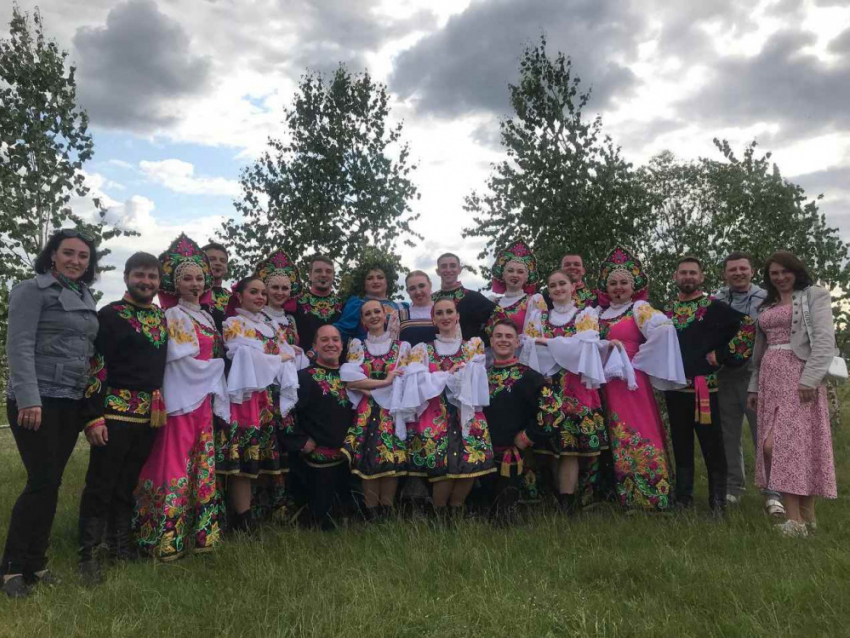 Донецкий ансамбль песни и танца успешно выступил на Международном фольклорном празднике