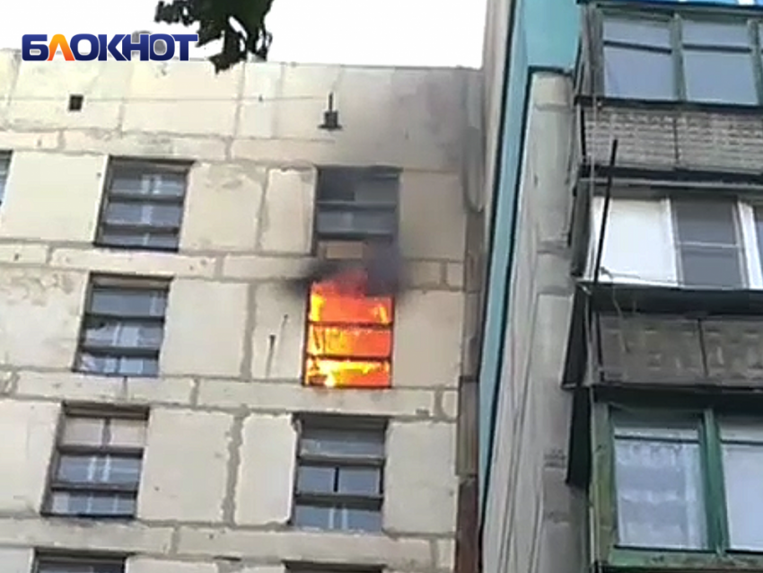 Дом, где выживают: в макеевской девятиэтажке люди живут без лифта, воды и газа